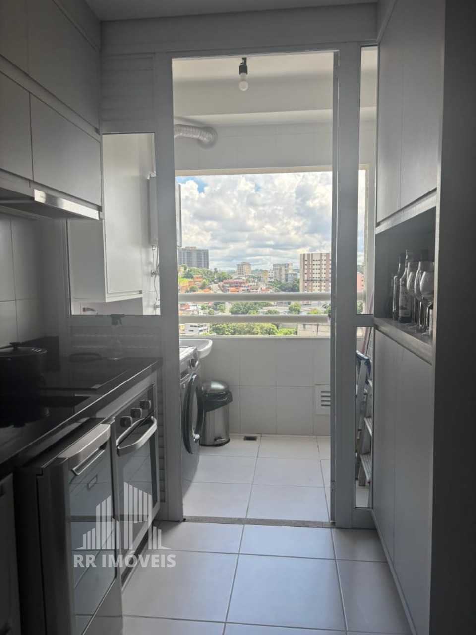 Apartamento à venda com 2 quartos, 60m² - Foto 4