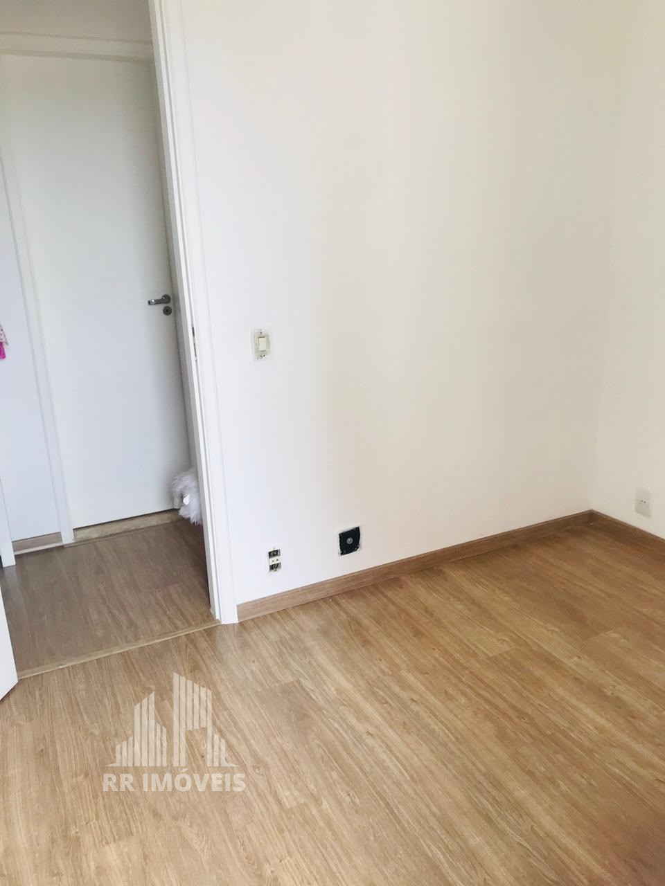 Apartamento à venda com 2 quartos, 61m² - Foto 16