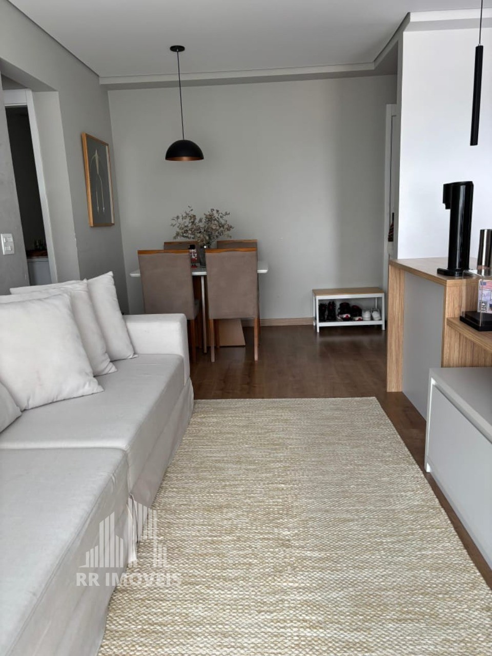 Apartamento à venda com 2 quartos, 60m² - Foto 1