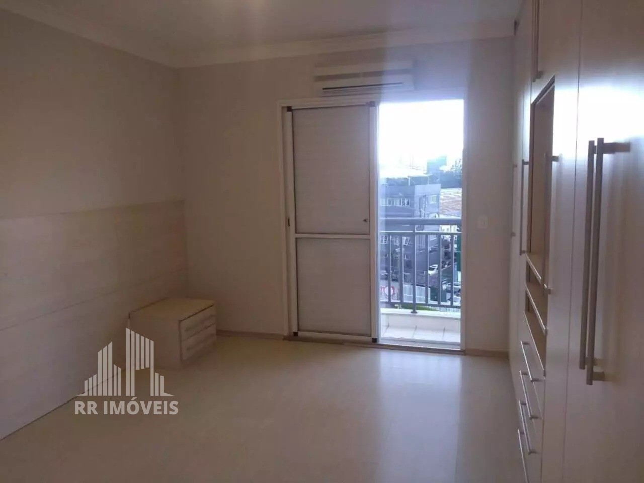 Apartamento à venda com 3 quartos, 170m² - Foto 10