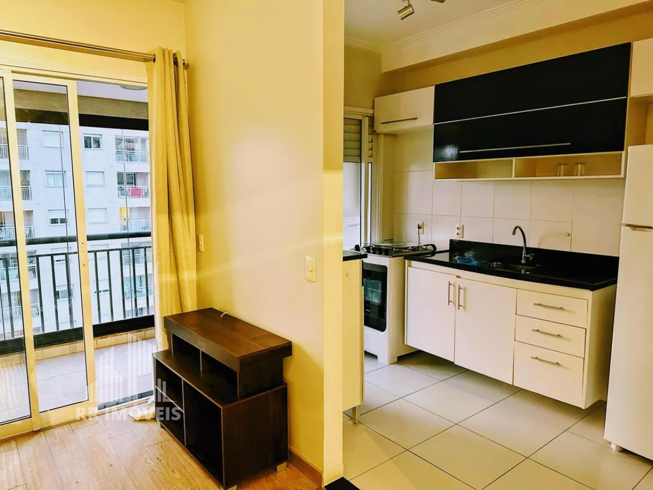 Apartamento para alugar com 1 quarto, 50m² - Foto 1