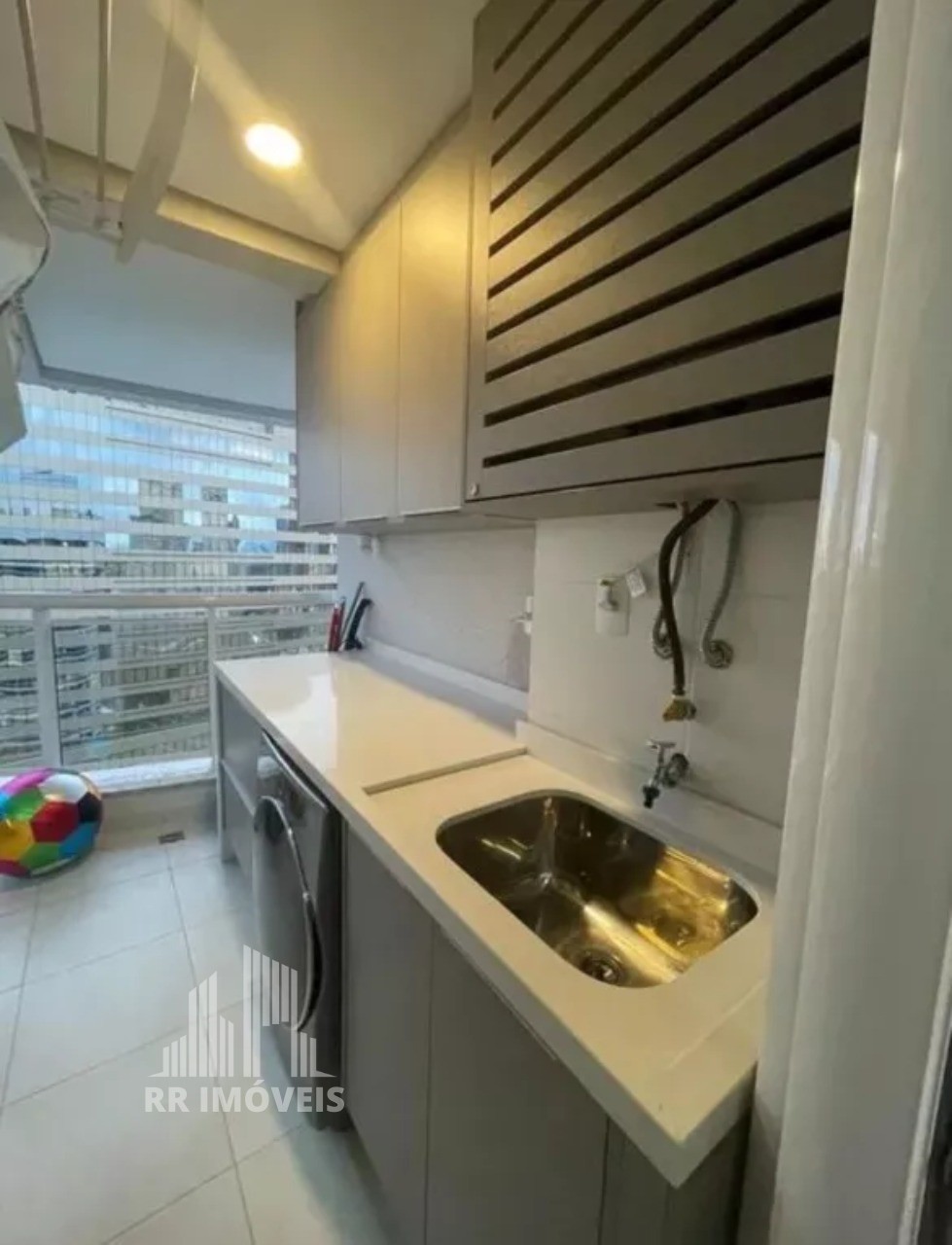 Apartamento à venda com 2 quartos, 70m² - Foto 10