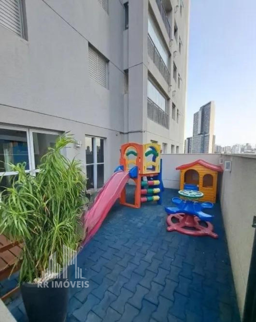 Apartamento à venda com 2 quartos, 45m² - Foto 12