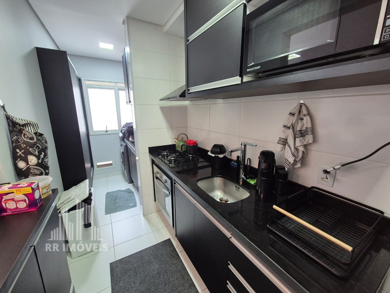 Apartamento à venda com 2 quartos, 68m² - Foto 4