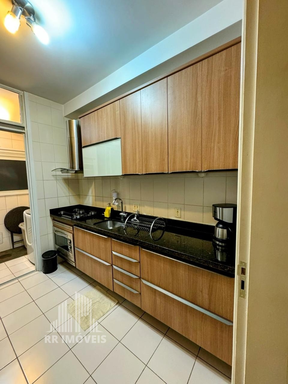 Apartamento à venda com 2 quartos, 55m² - Foto 2