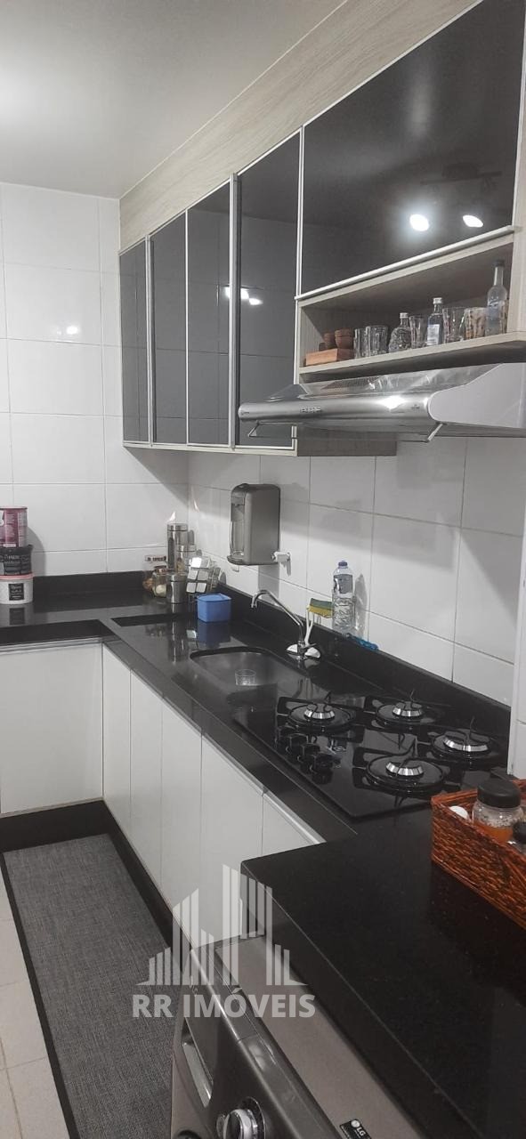 Apartamento à venda com 2 quartos, 60m² - Foto 1