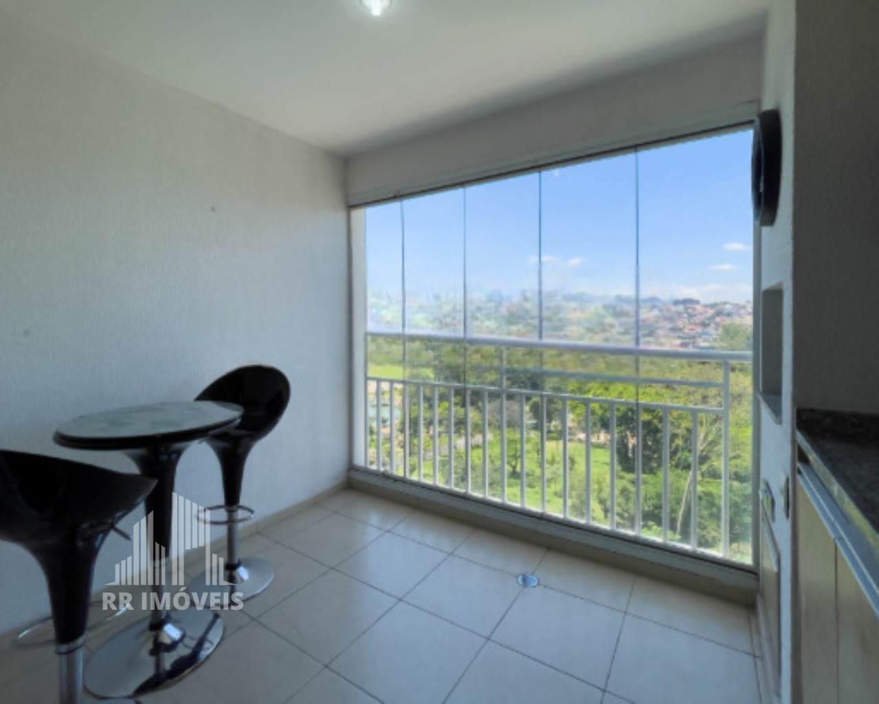 Apartamento à venda com 3 quartos, 85m² - Foto 5