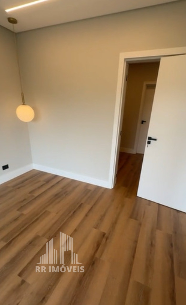 Casa à venda com 3 quartos, 335m² - Foto 22