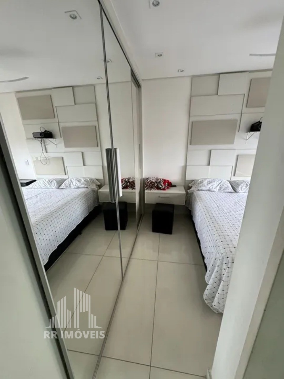 Apartamento para alugar com 2 quartos, 160m² - Foto 18