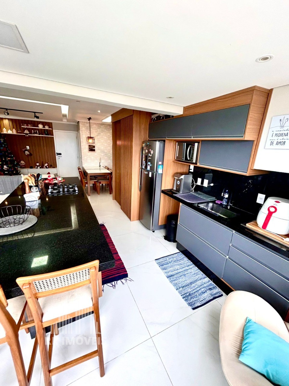 Apartamento à venda com 3 quartos, 77m² - Foto 7