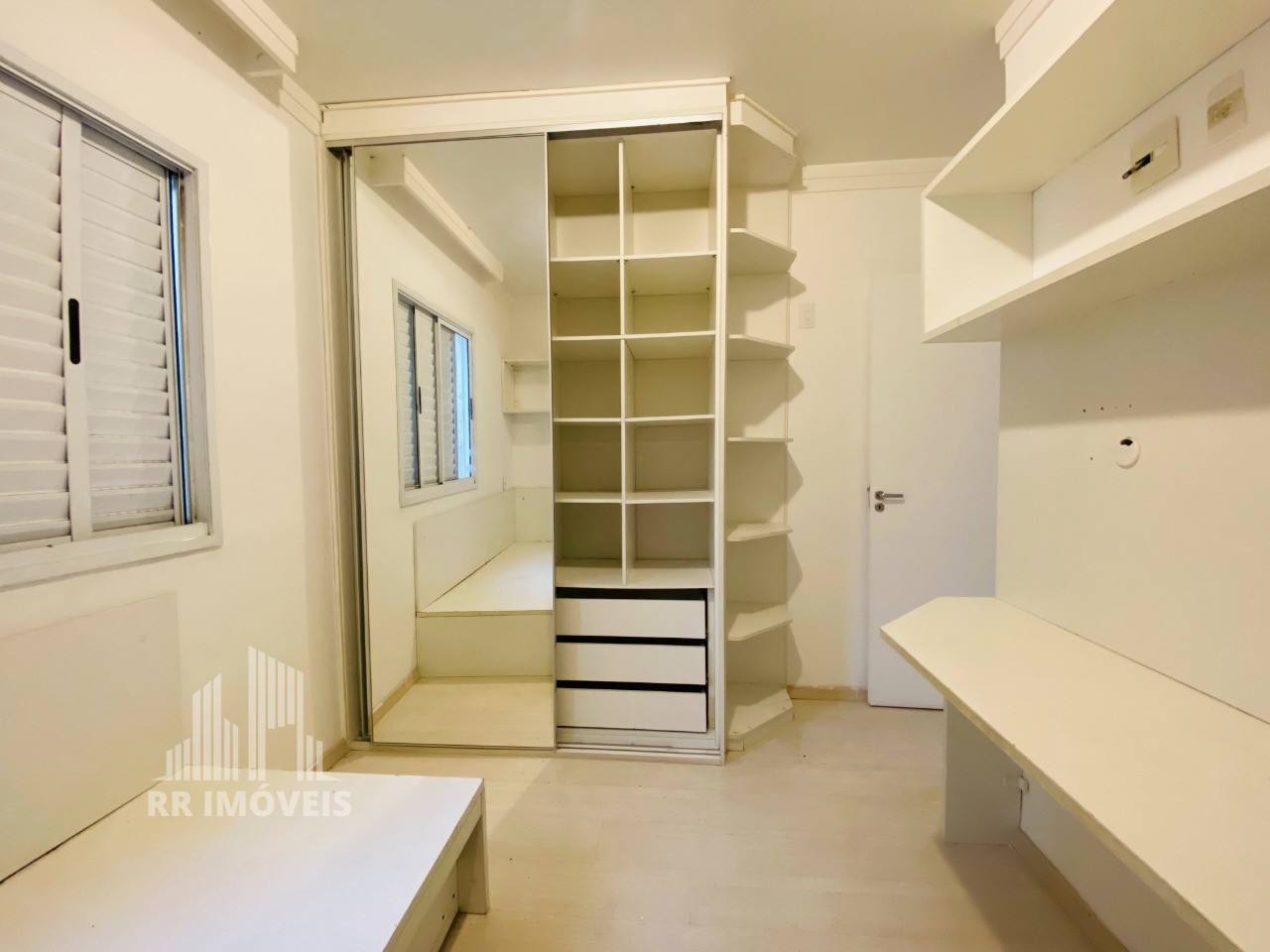 Apartamento à venda com 3 quartos, 80m² - Foto 20