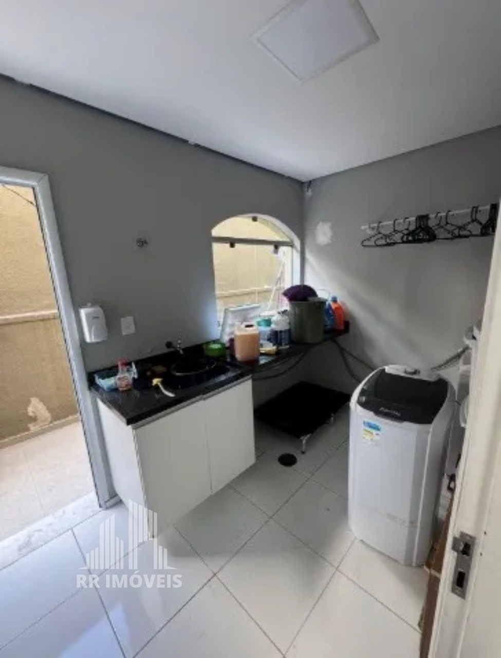 Casa à venda com 4 quartos, 350m² - Foto 5