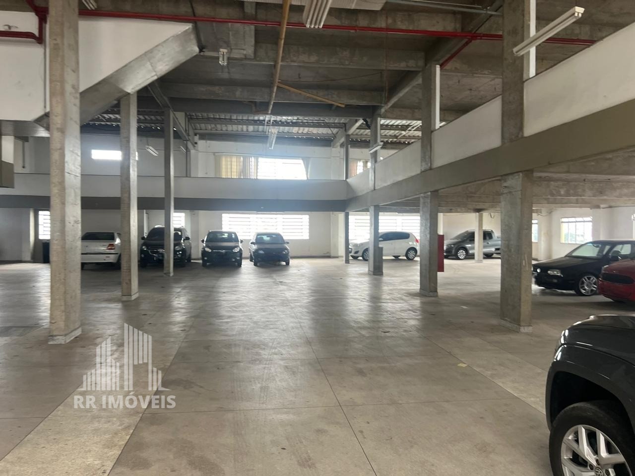 Depósito-Galpão-Armazém para alugar, 1390m² - Foto 2