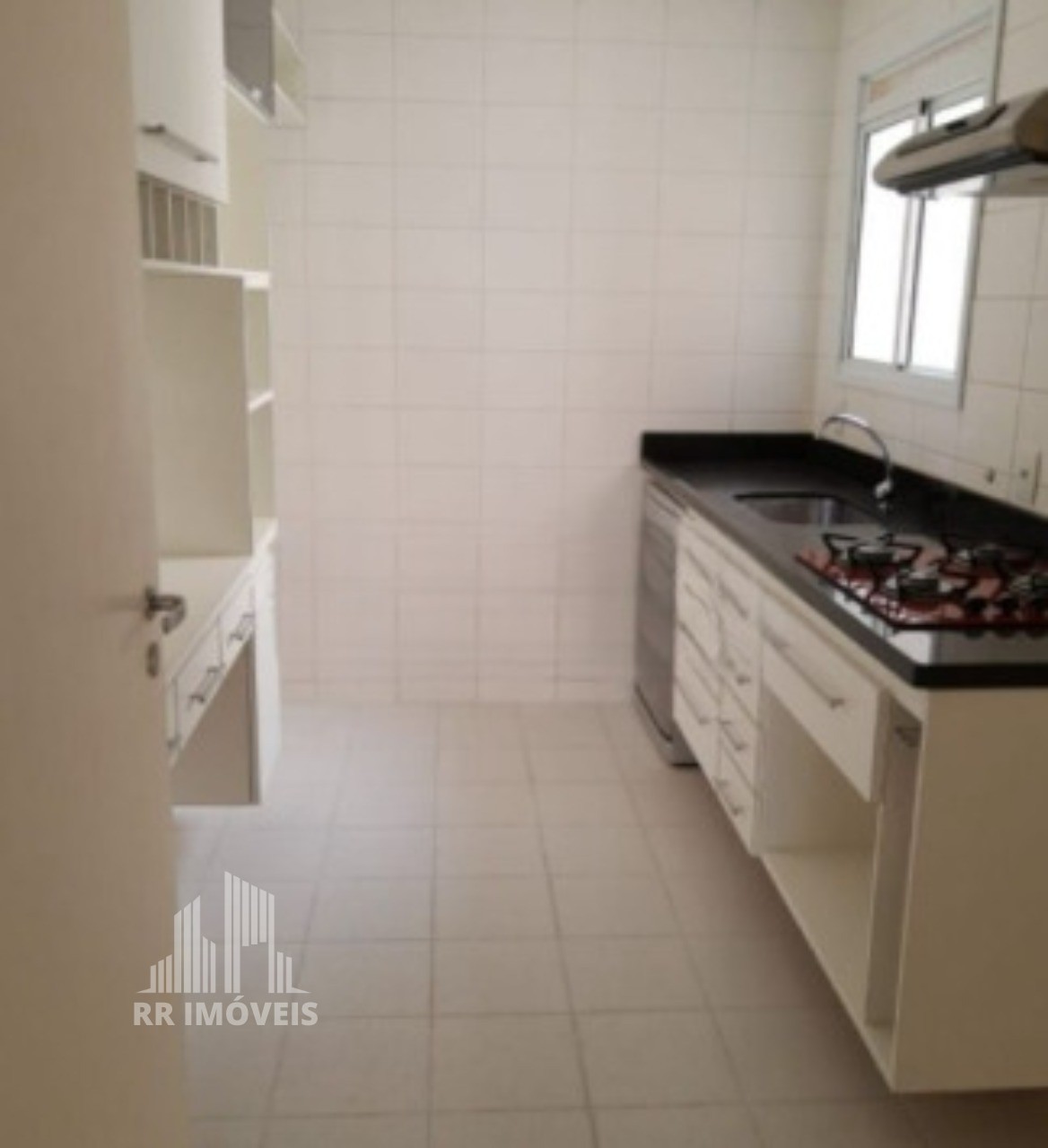 Apartamento à venda com 3 quartos, 85m² - Foto 4