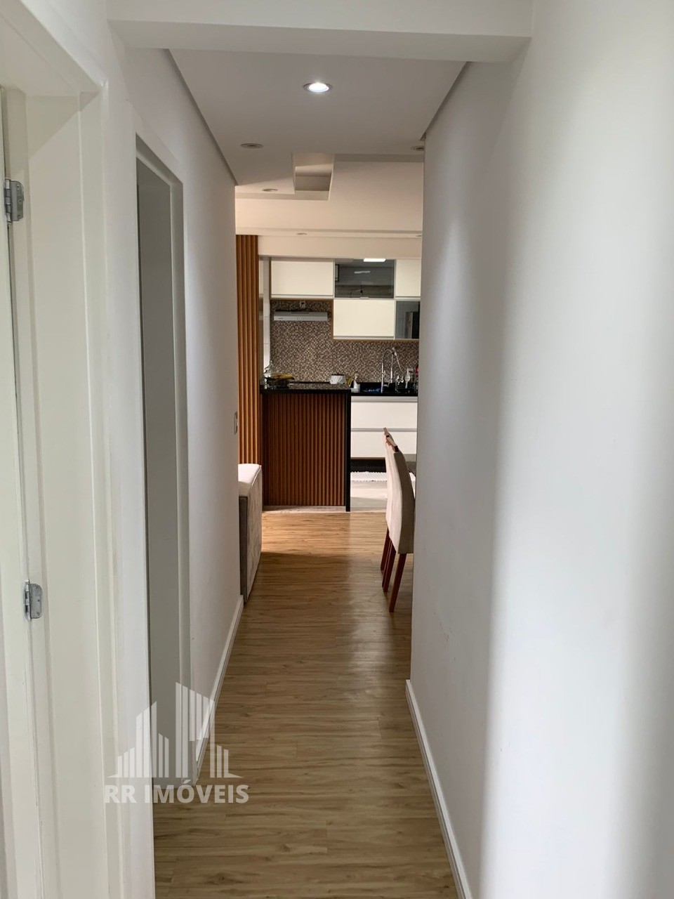 Apartamento à venda com 2 quartos, 60m² - Foto 11