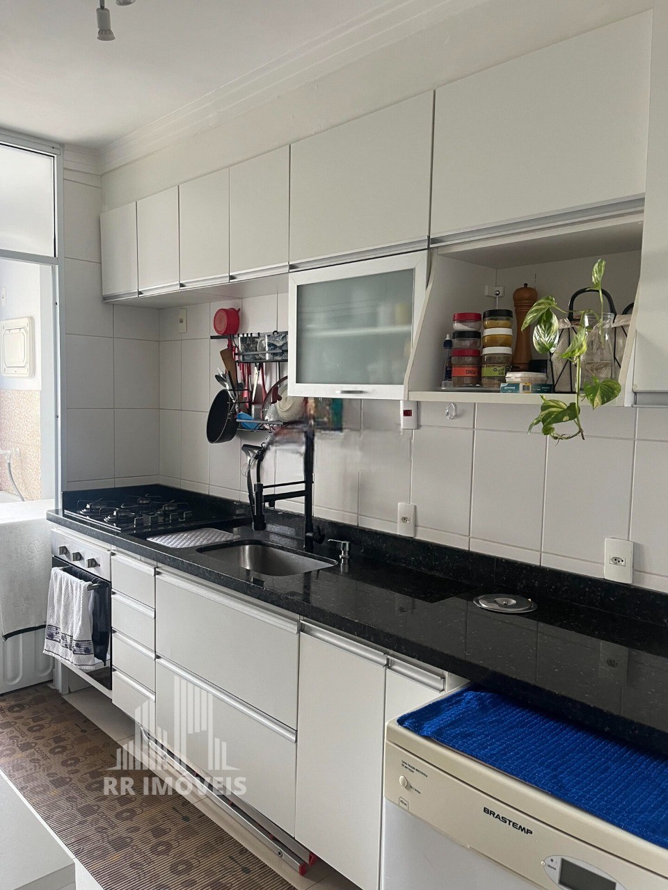 Apartamento à venda com 3 quartos, 68m² - Foto 4