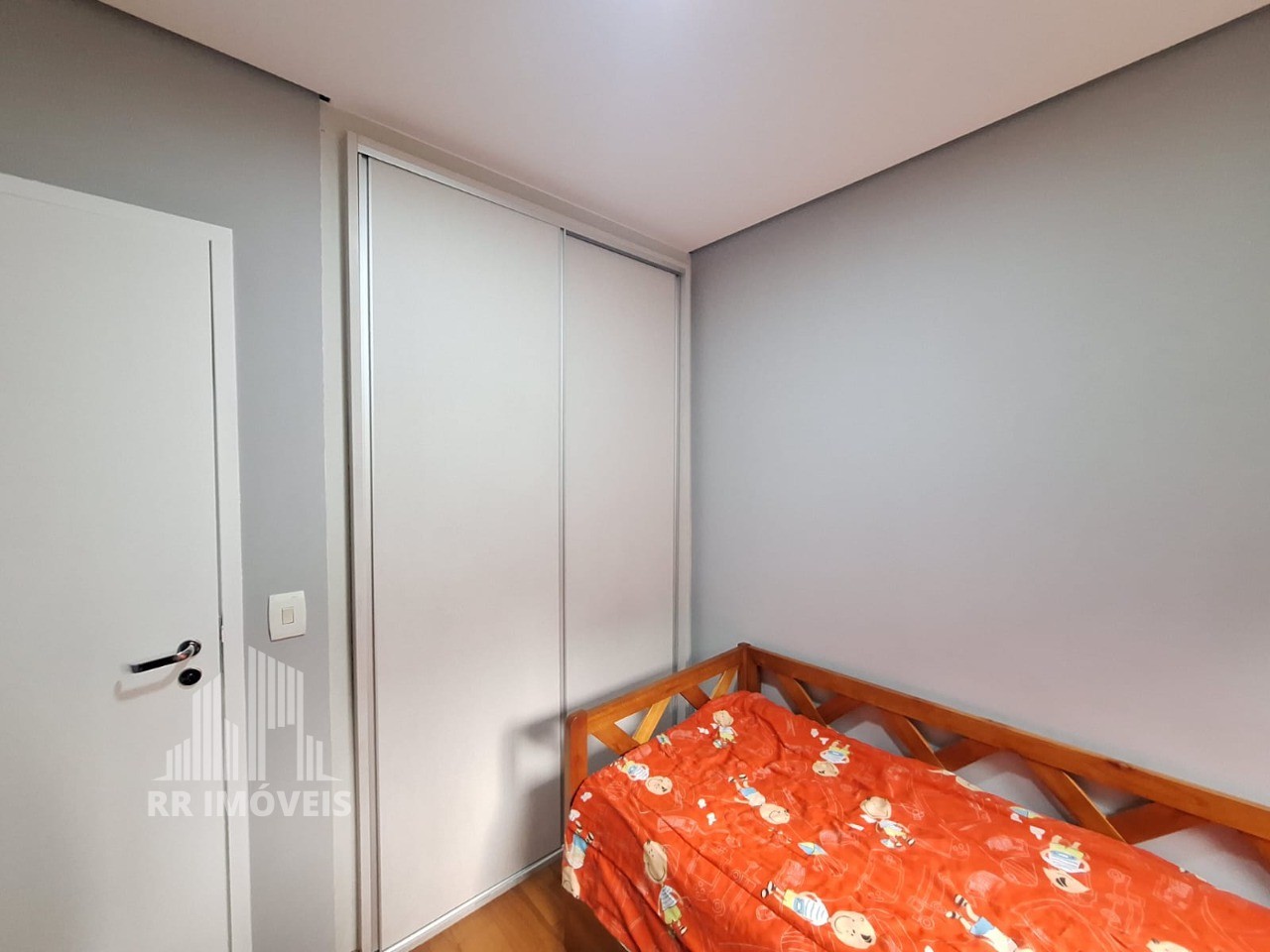 Apartamento à venda com 3 quartos, 94m² - Foto 17