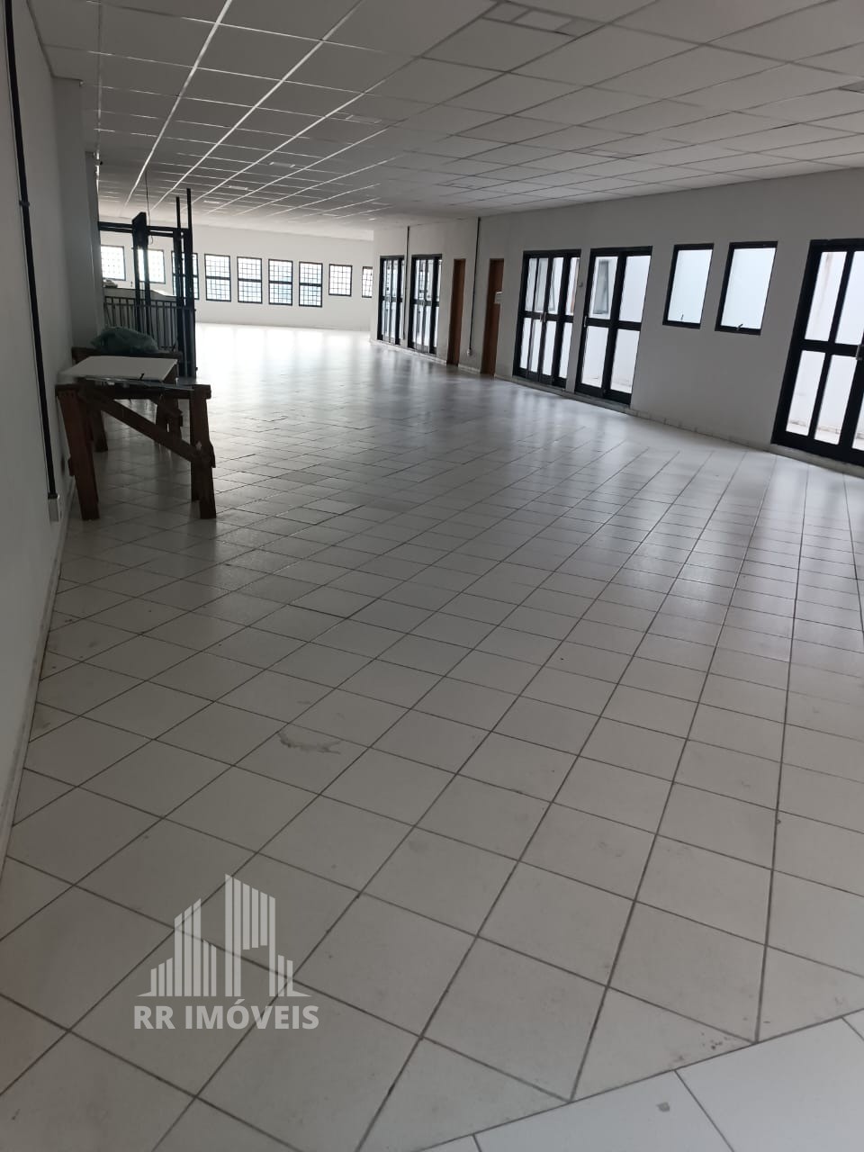 Depósito-Galpão-Armazém para alugar, 665m² - Foto 3