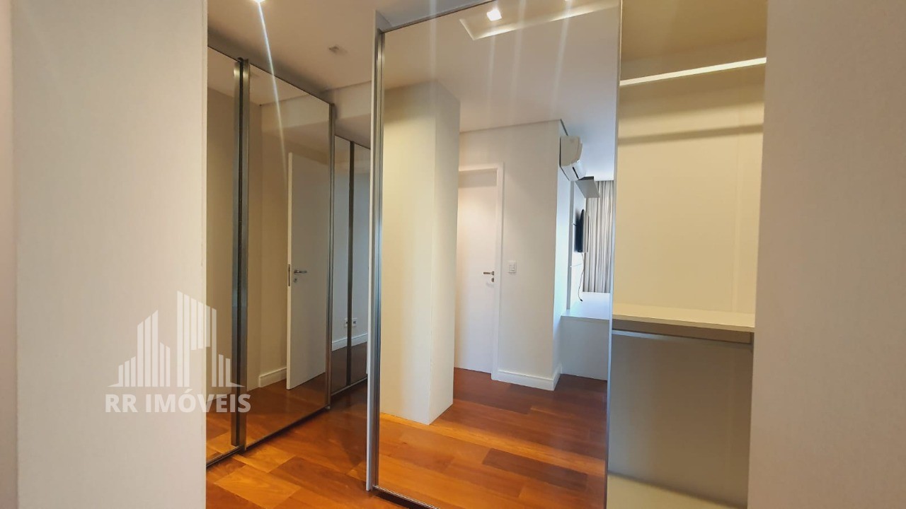 Apartamento para alugar com 3 quartos, 243m² - Foto 27