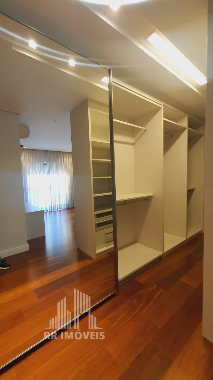 Apartamento para alugar com 3 quartos, 243m² - Foto 25