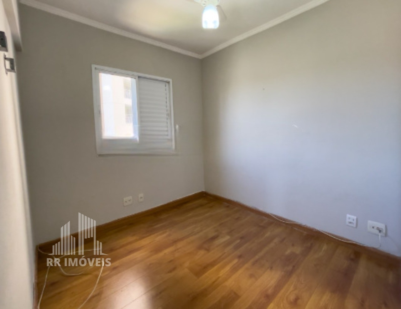 Apartamento à venda com 3 quartos, 85m² - Foto 16