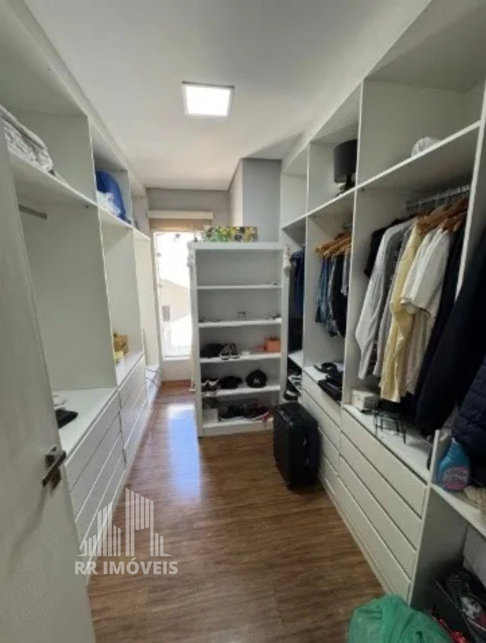 Casa à venda com 4 quartos, 350m² - Foto 12