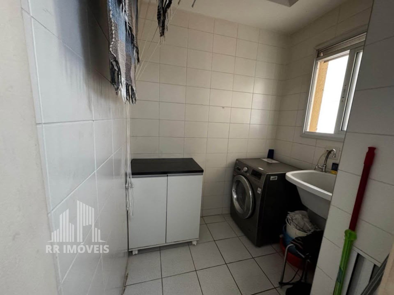 Apartamento à venda com 3 quartos, 85m² - Foto 11