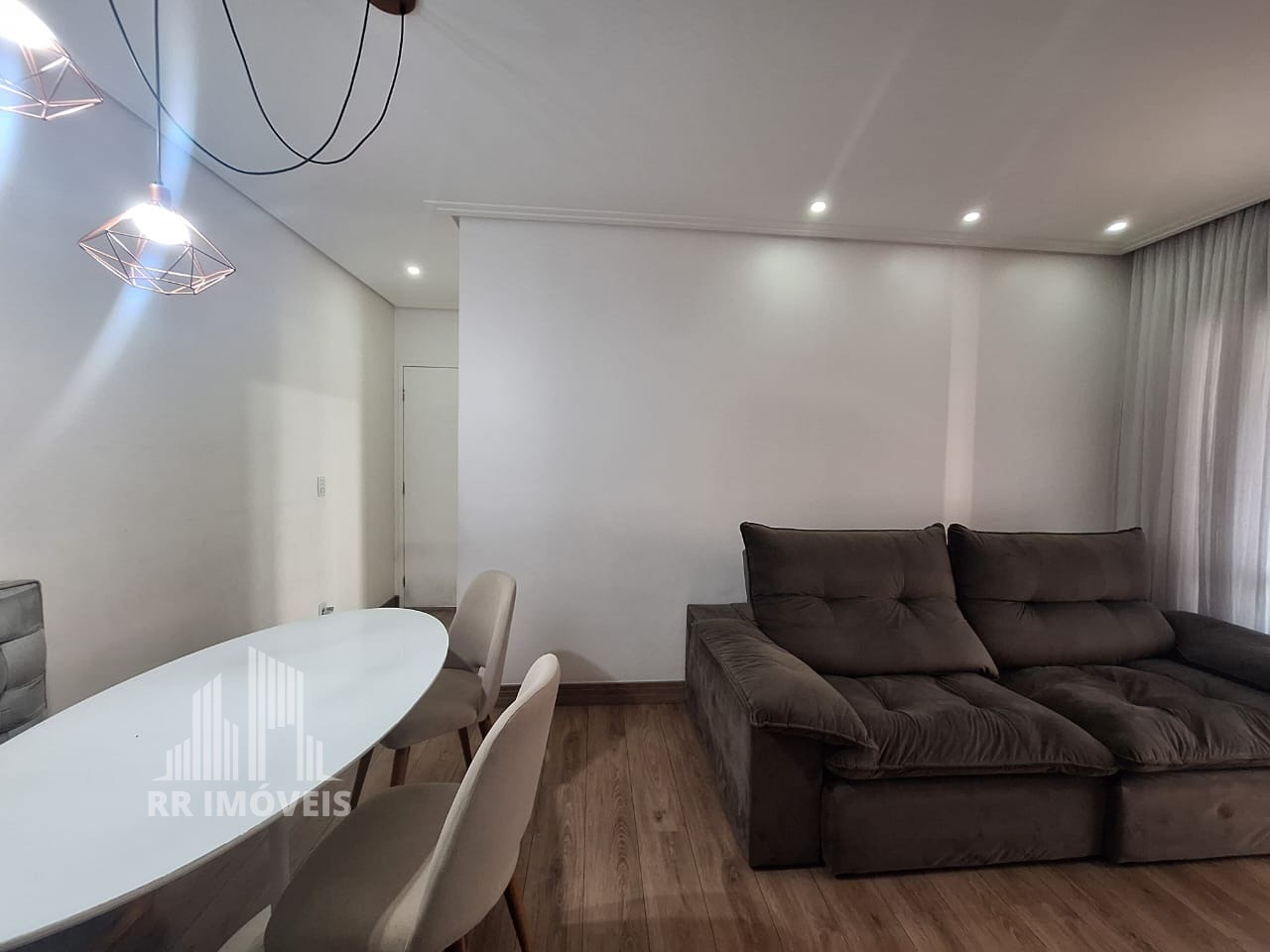 Apartamento à venda com 2 quartos, 76m² - Foto 3