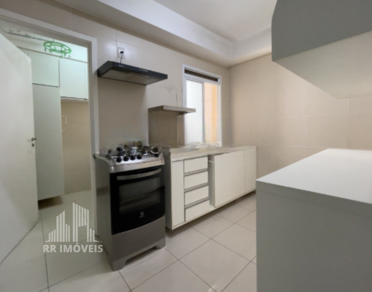 Apartamento à venda com 3 quartos, 85m² - Foto 9