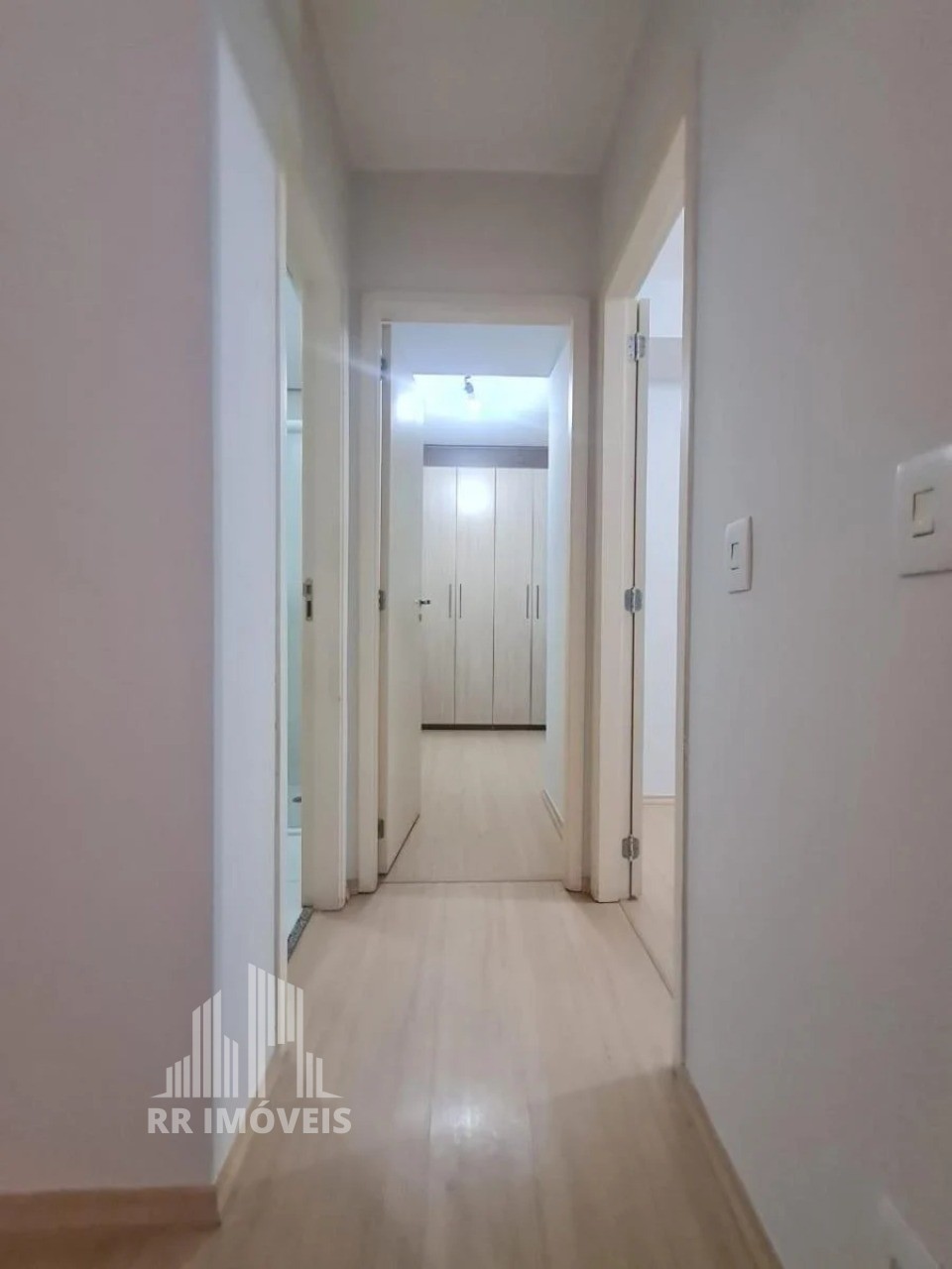 Apartamento para alugar com 2 quartos, 60m² - Foto 10