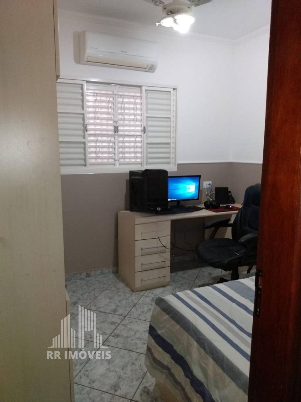 Casa, 3 quartos, 215 m² - Foto 10