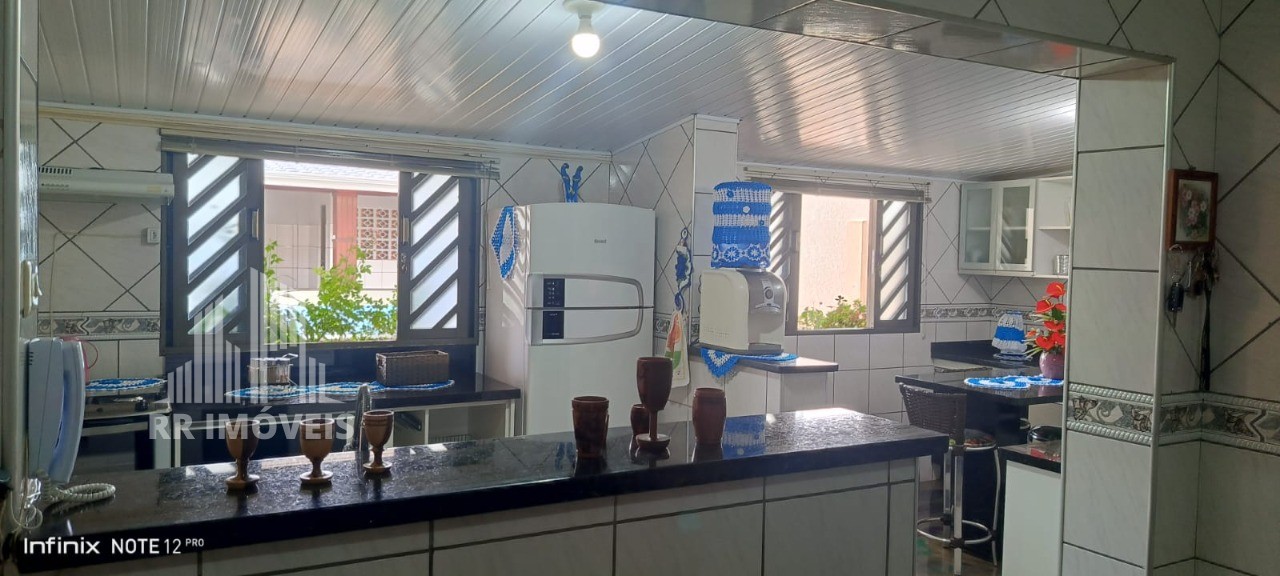 Casa, 2 quartos, 250 m² - Foto 1