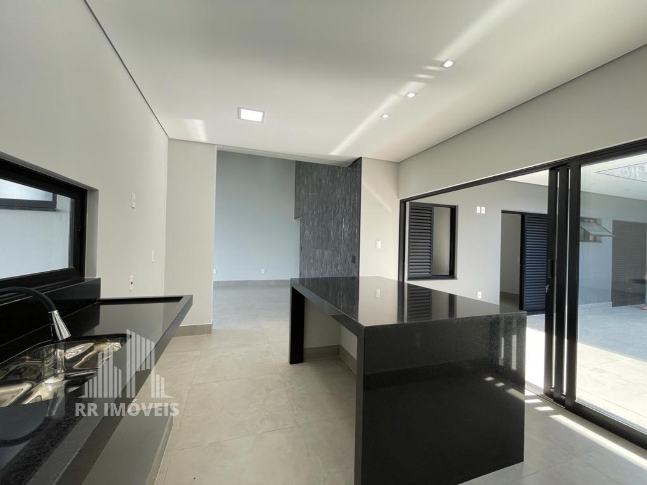 Casa, 3 quartos, 211 m² - Foto 5