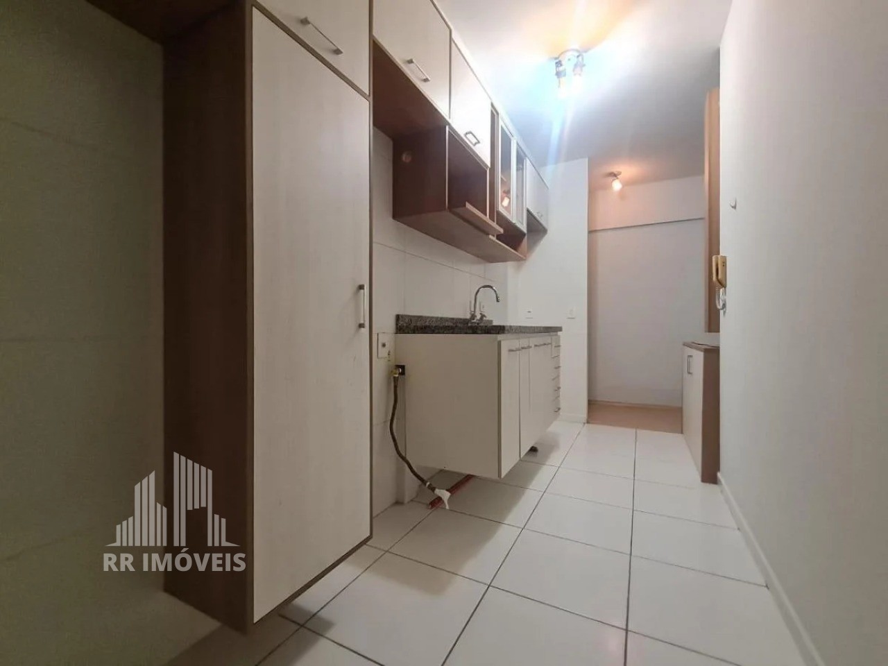 Apartamento para alugar com 2 quartos, 60m² - Foto 8