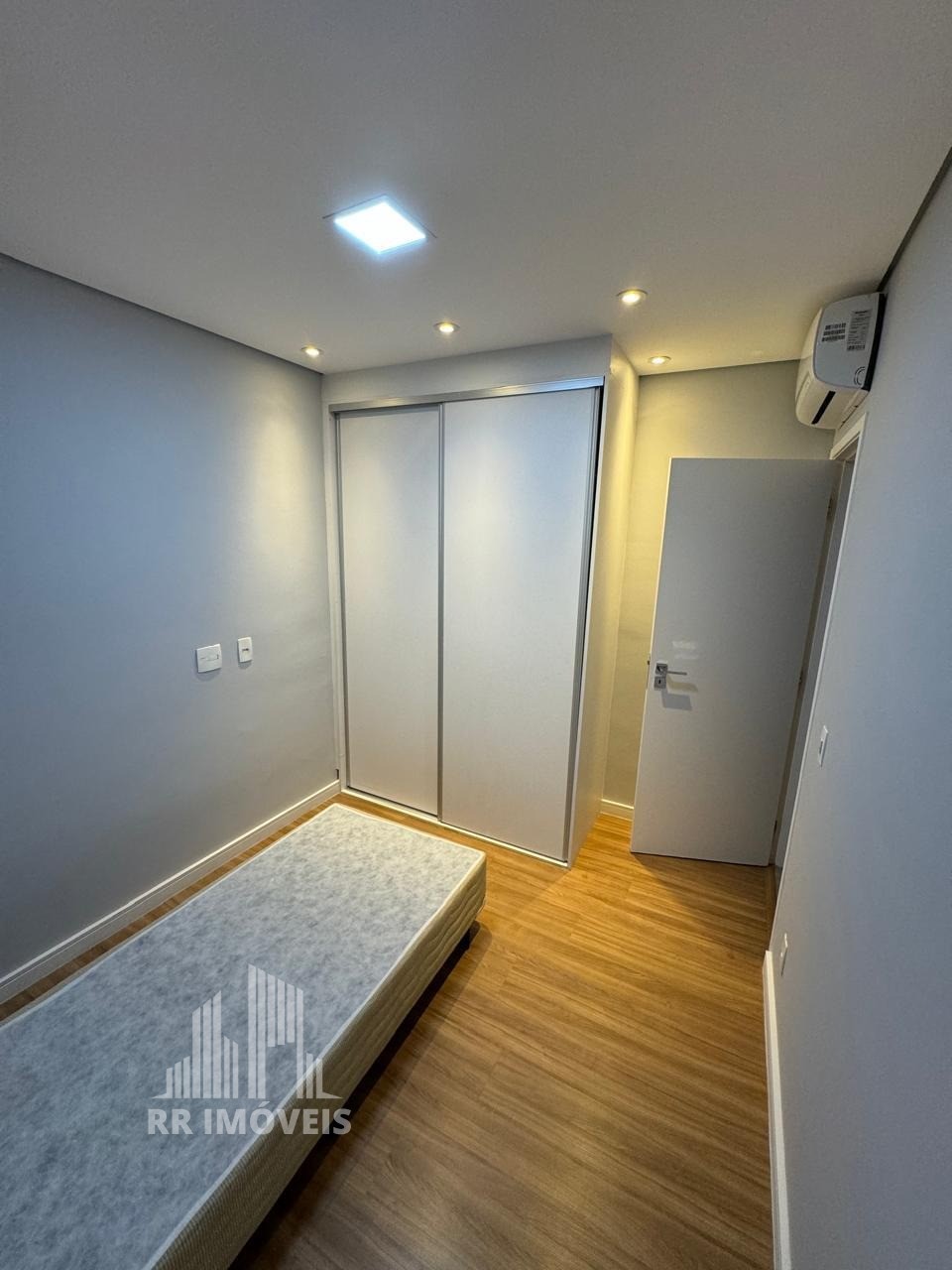 Apartamento para alugar com 3 quartos, 81m² - Foto 20