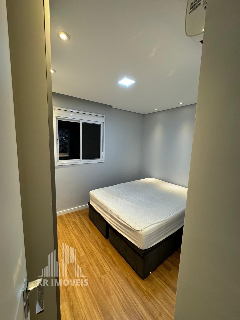 Apartamento para alugar com 3 quartos, 81m² - Foto 25