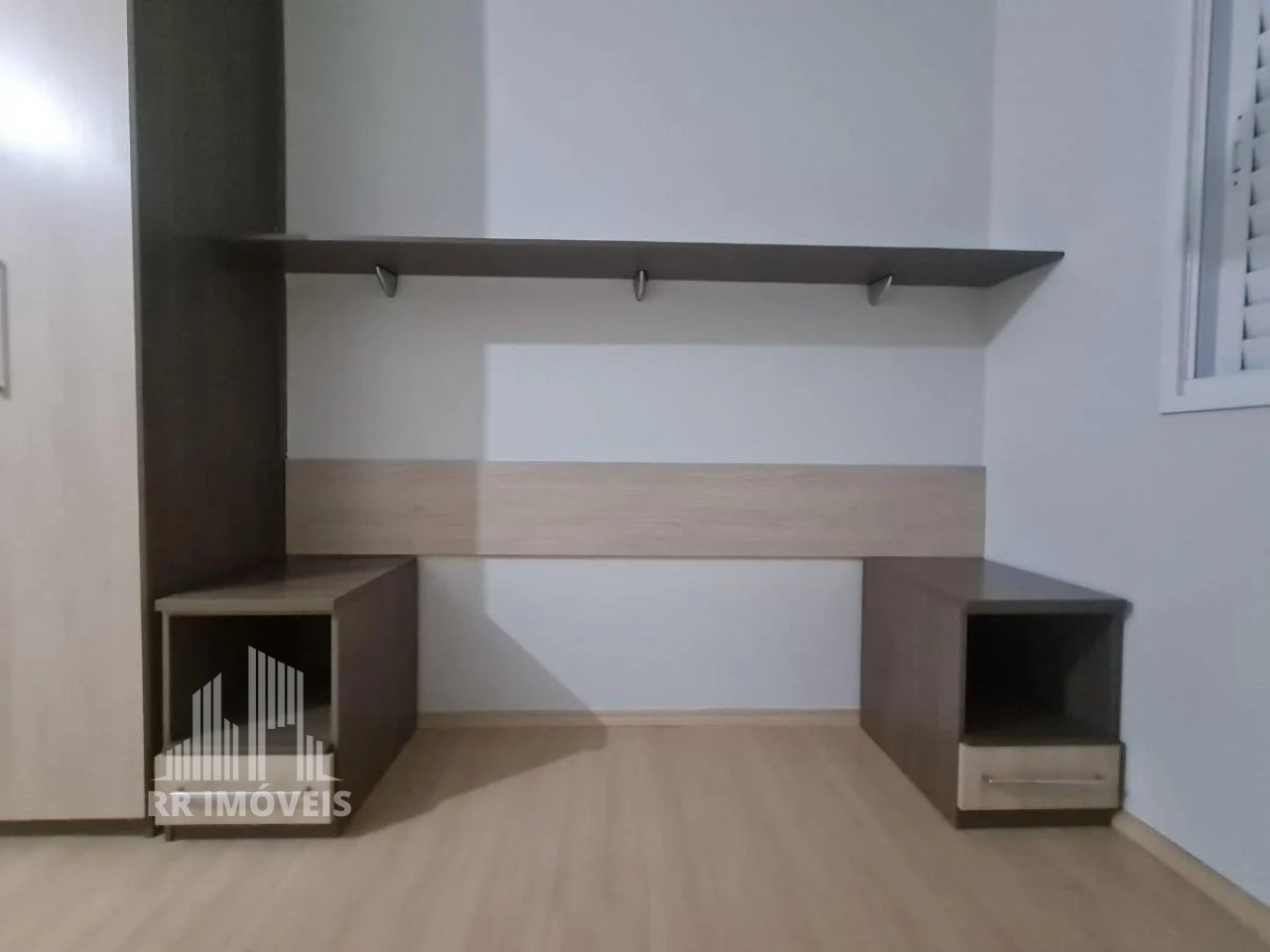 Apartamento para alugar com 2 quartos, 60m² - Foto 12