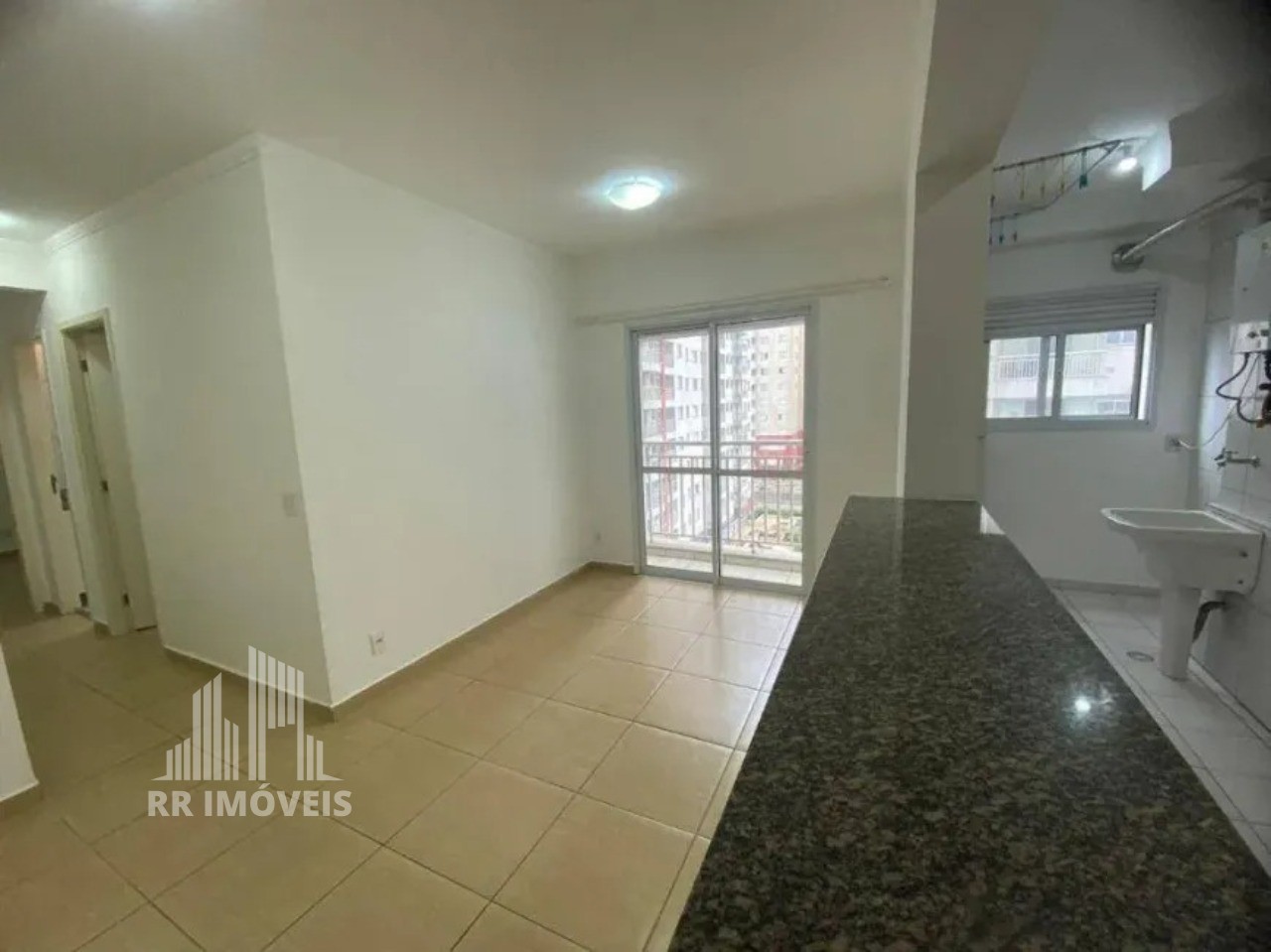 Apartamento à venda com 2 quartos, 57m² - Foto 2