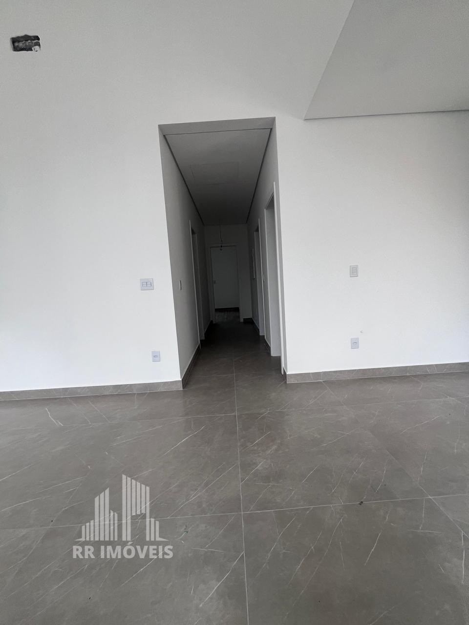 Casa à venda com 4 quartos, 289m² - Foto 14