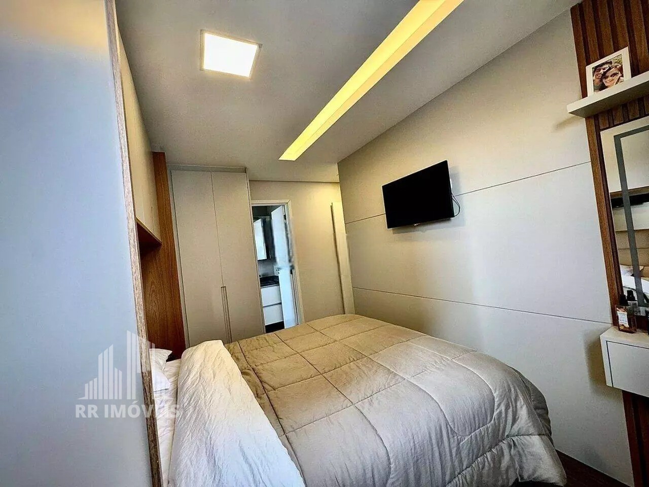 Apartamento à venda com 2 quartos, 63m² - Foto 5
