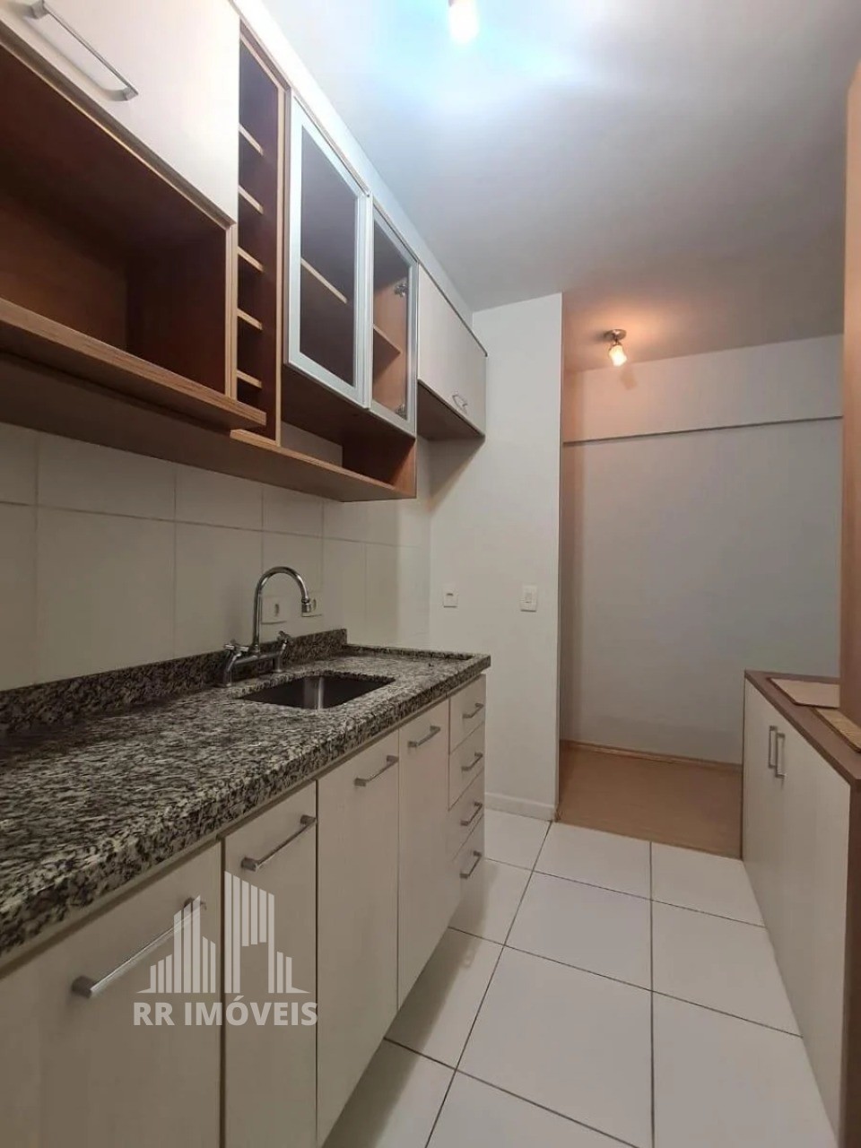 Apartamento para alugar com 2 quartos, 60m² - Foto 7