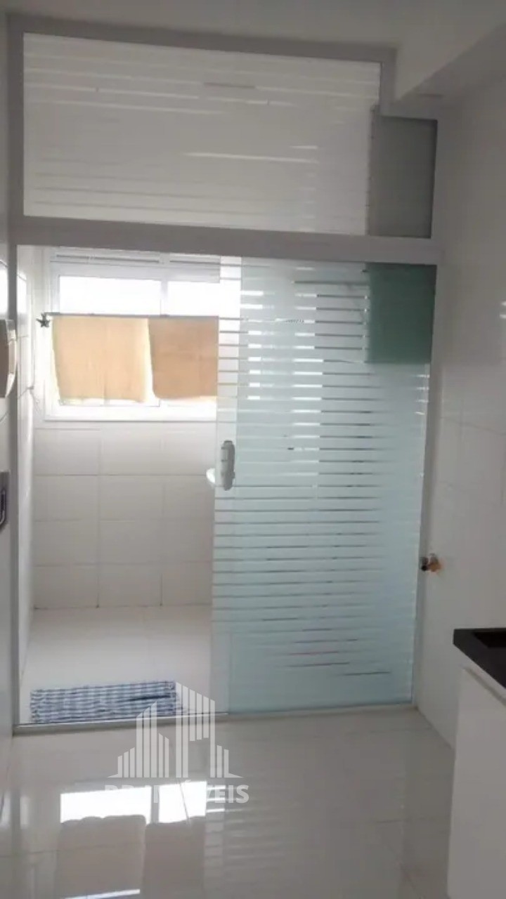 Apartamento à venda com 2 quartos, 55m² - Foto 2