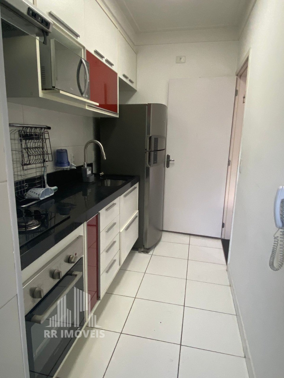 Apartamento para alugar com 2 quartos, 68m² - Foto 4