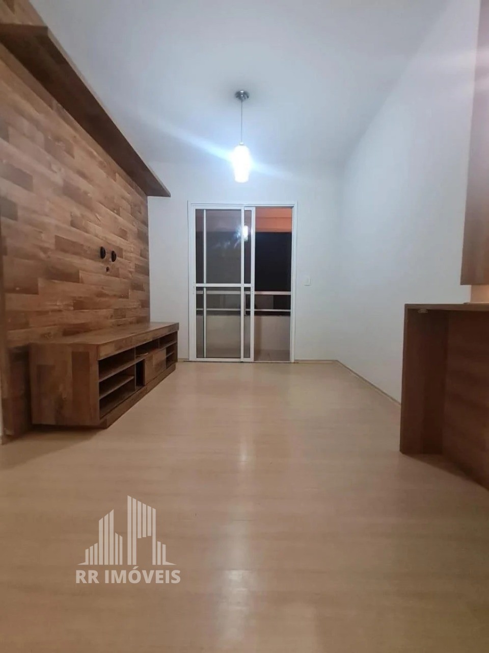 Apartamento para alugar com 2 quartos, 60m² - Foto 2