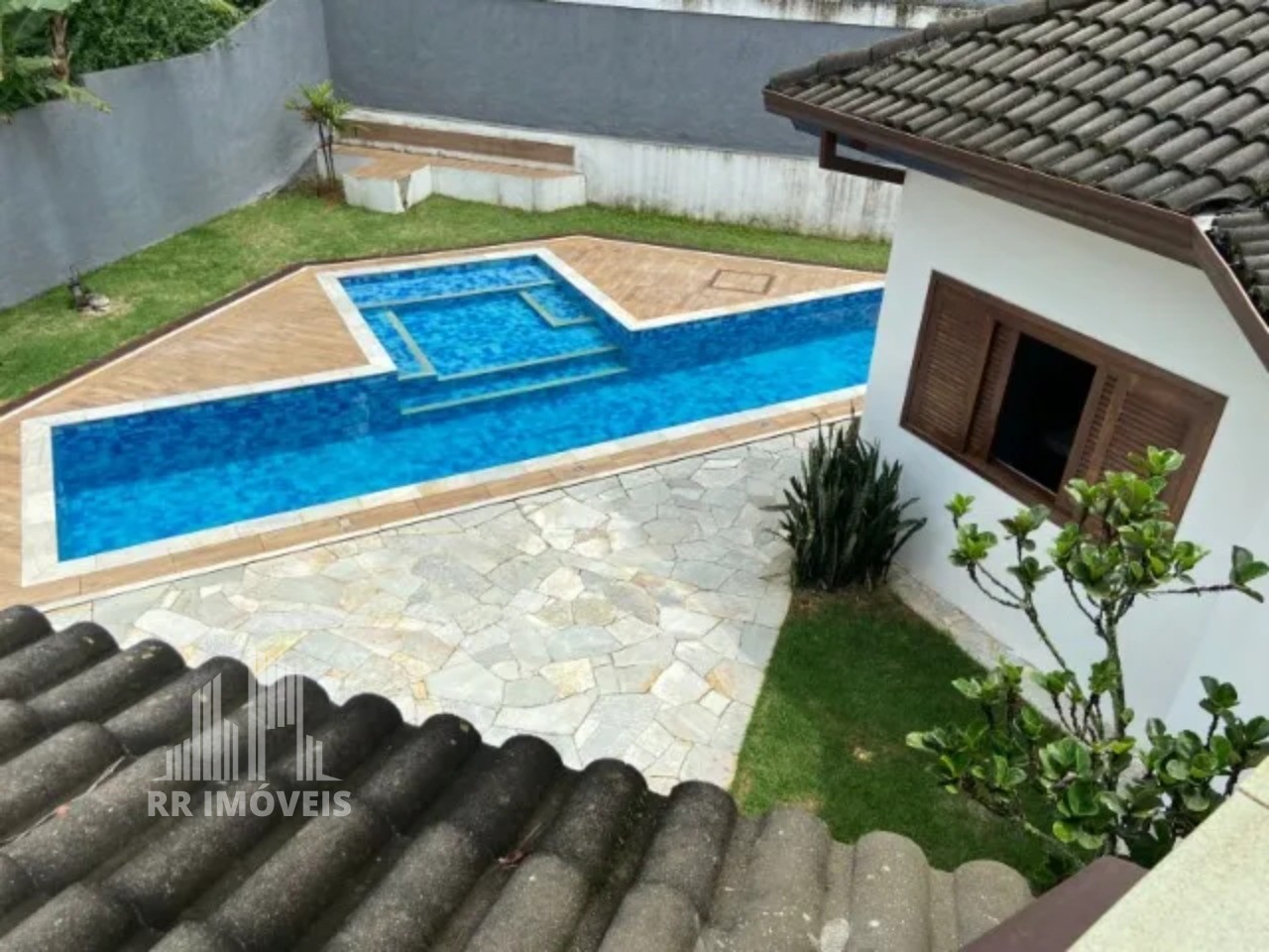 Casa à venda com 4 quartos, 390m² - Foto 5