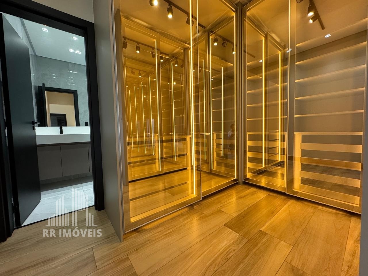 Casa, 3 quartos, 280 m² - Foto 24
