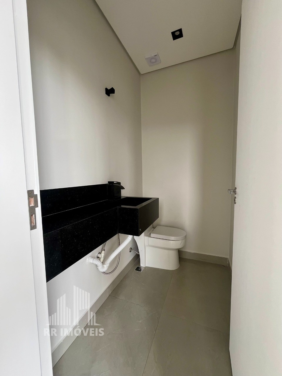 Casa, 4 quartos, 270 m² - Foto 31