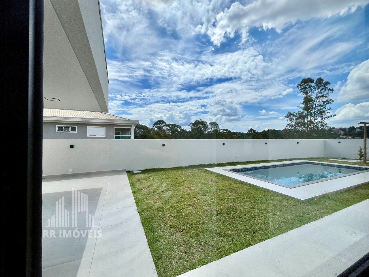 Casa, 4 quartos, 270 m² - Foto 37