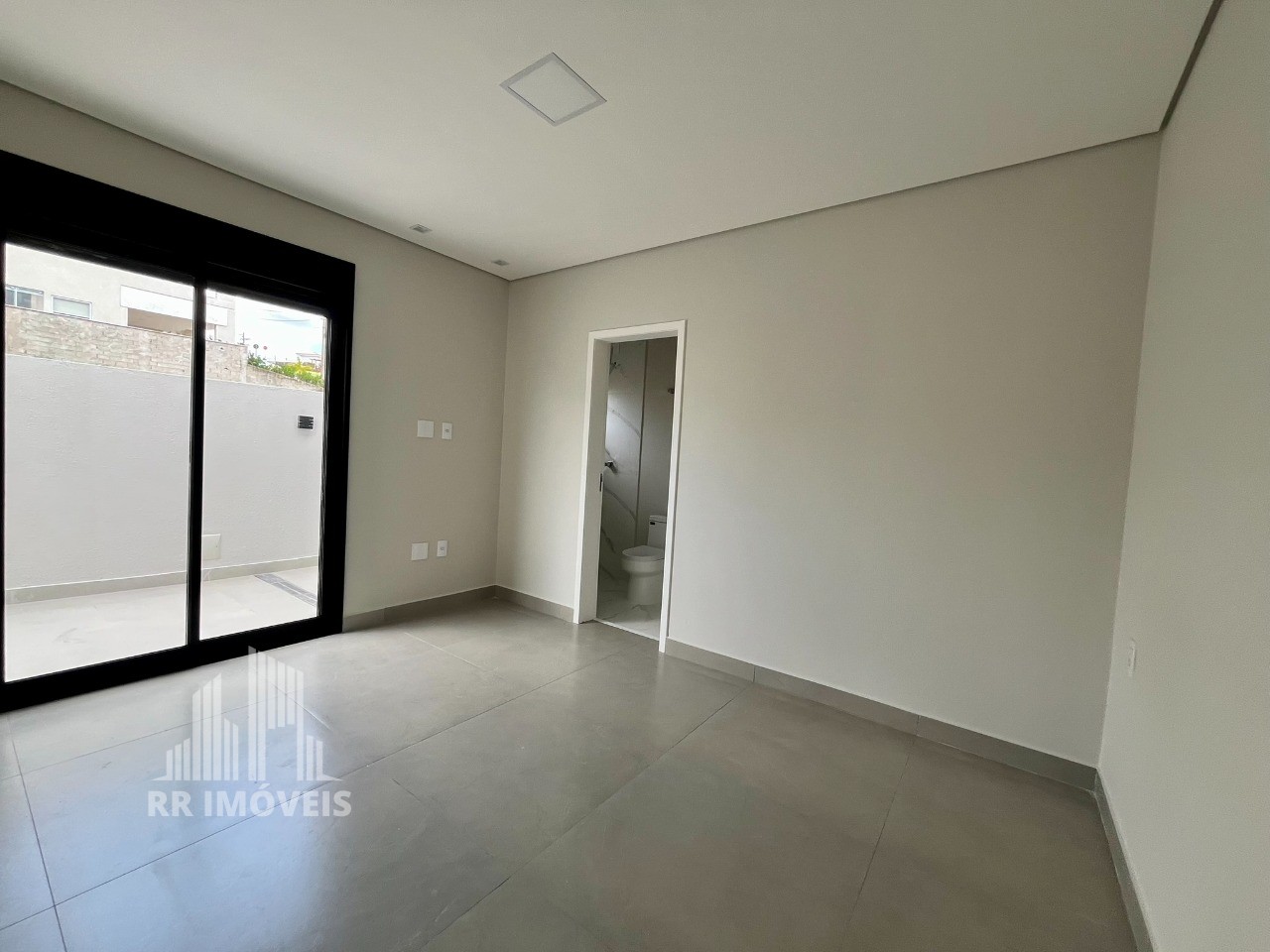 Casa, 4 quartos, 270 m² - Foto 28