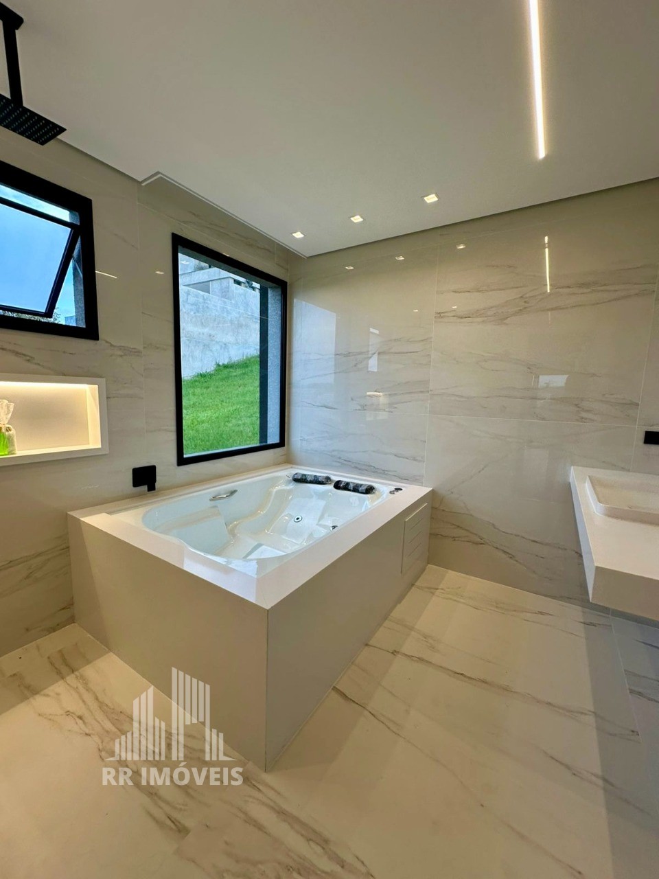 Casa, 3 quartos, 335 m² - Foto 26